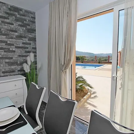 Antura Villa