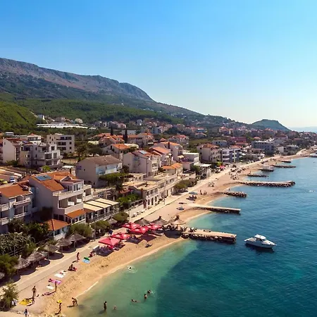 Antura * Split